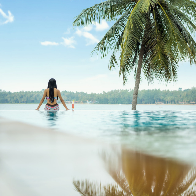 swimming pool image 9